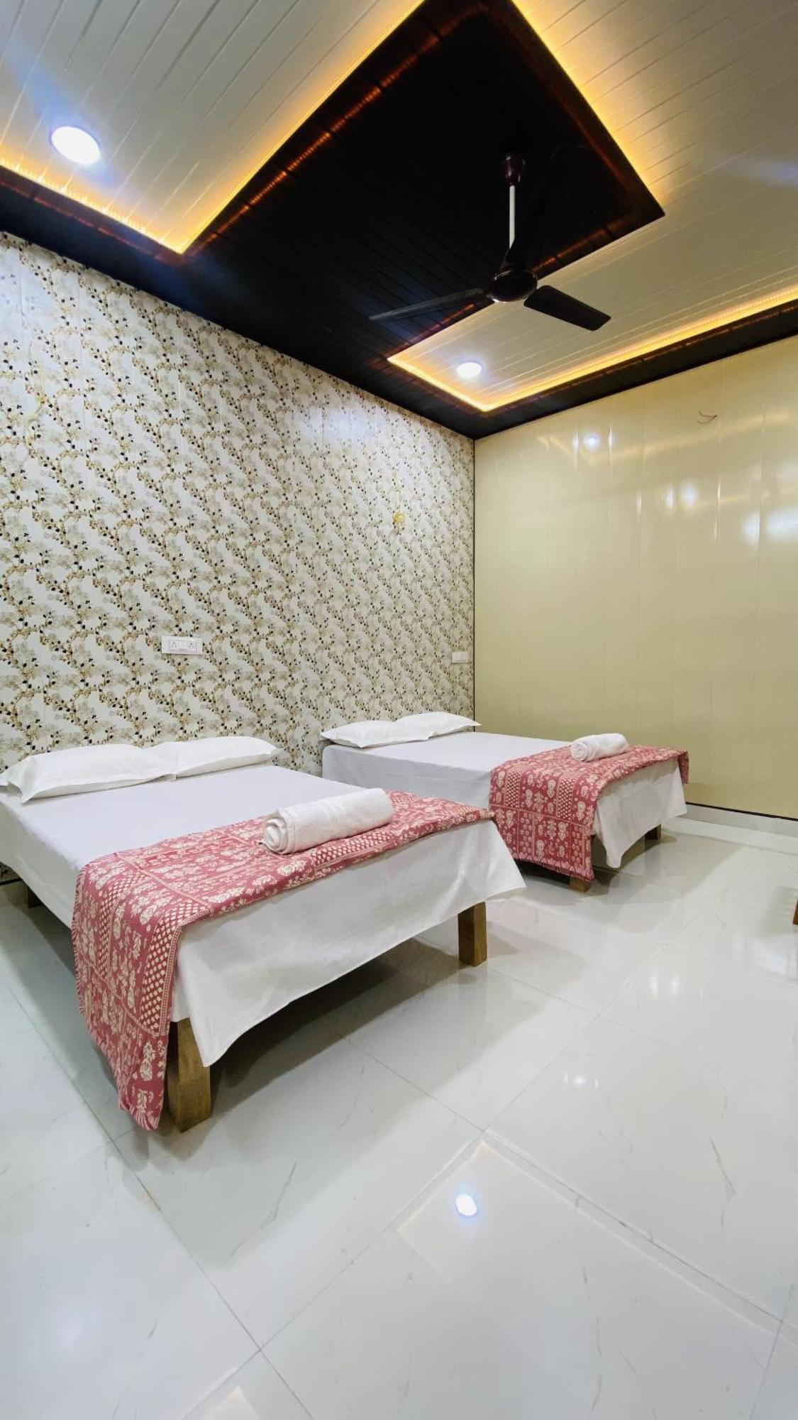 Hotel Mandir Saket Bhawan Ayodhya Exterior foto